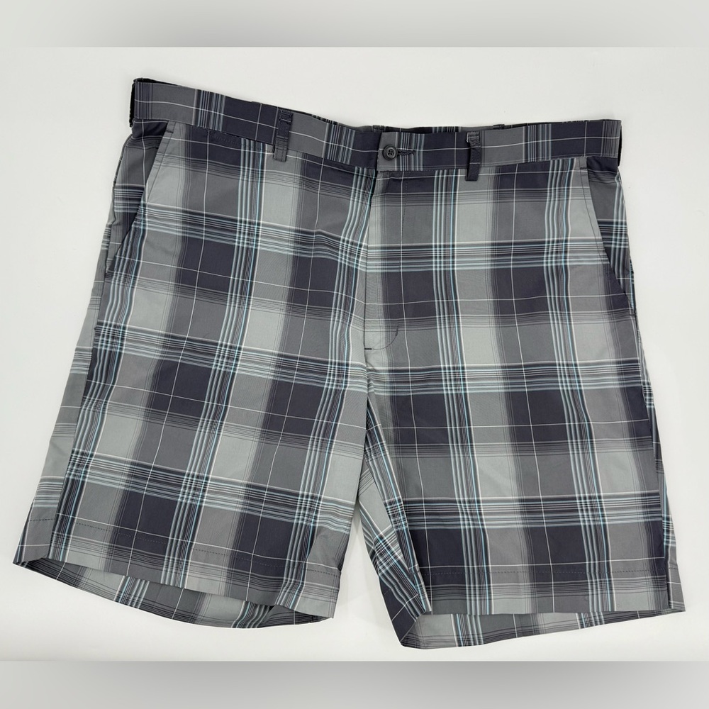 Ben Hogan Performance Men's Size 38 Golf Shorts 8.5” Inseam Grey‎ & Blue Plaid